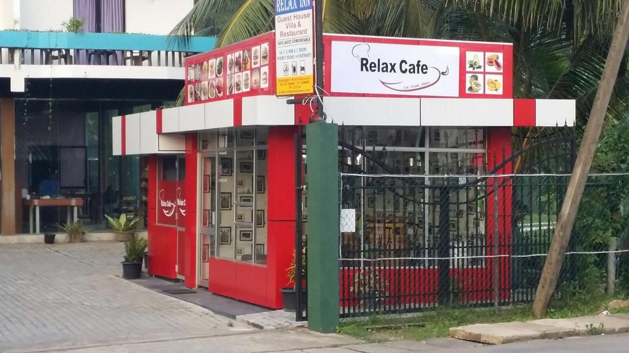 Relax Inn Hikkaduwa Exterior photo