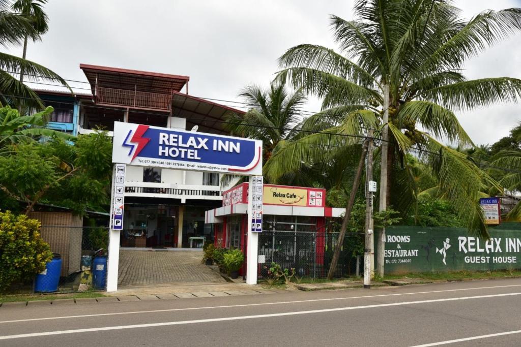 Relax Inn Hikkaduwa Exterior photo